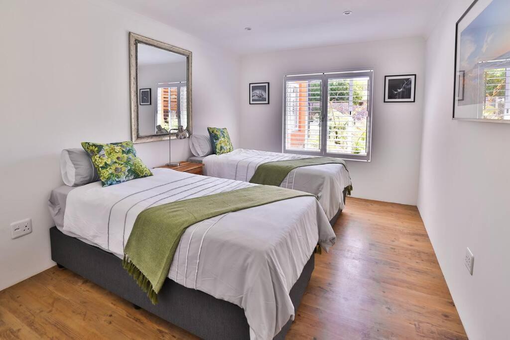 Garten Wohnung Mit Pool, 2 Schlafzimmer 开普敦 外观 照片