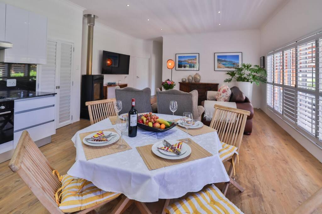 Garten Wohnung Mit Pool, 2 Schlafzimmer 开普敦 外观 照片